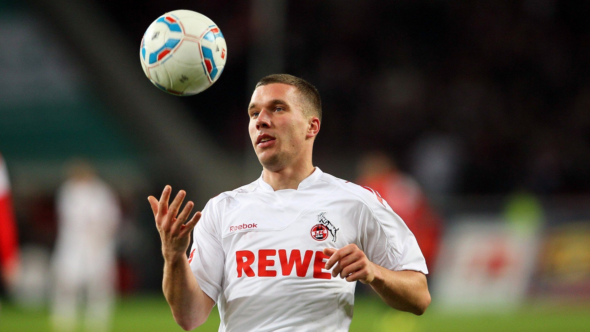 亚冠联赛国家队逆袭 球迷集体点赞，亚冠球队回国了吗